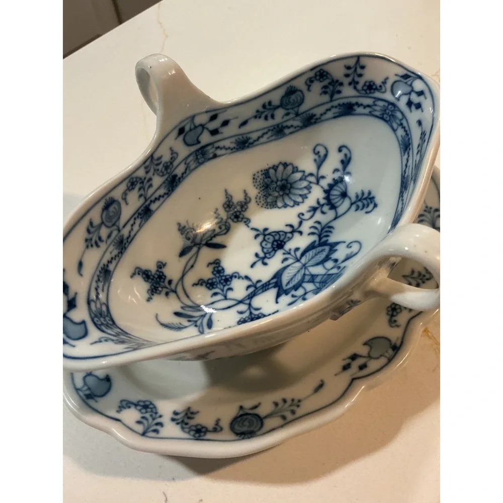 Vintage Blue Onion Porcelain Gravy Boat Attached Underplate Double Handle 9 inch